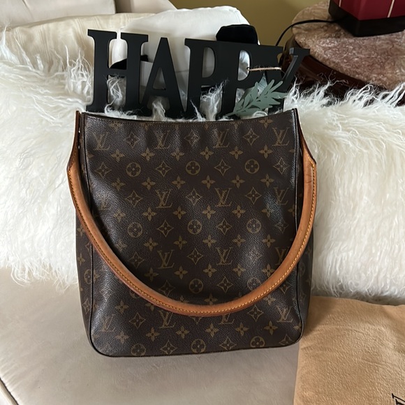 EUC LV Looping Bag with LV Dust Bag - Picture 3 of 14